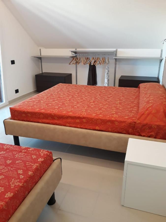 Villa Cisa Con Yacuzzi Lignano Sabbiadoro Extérieur photo